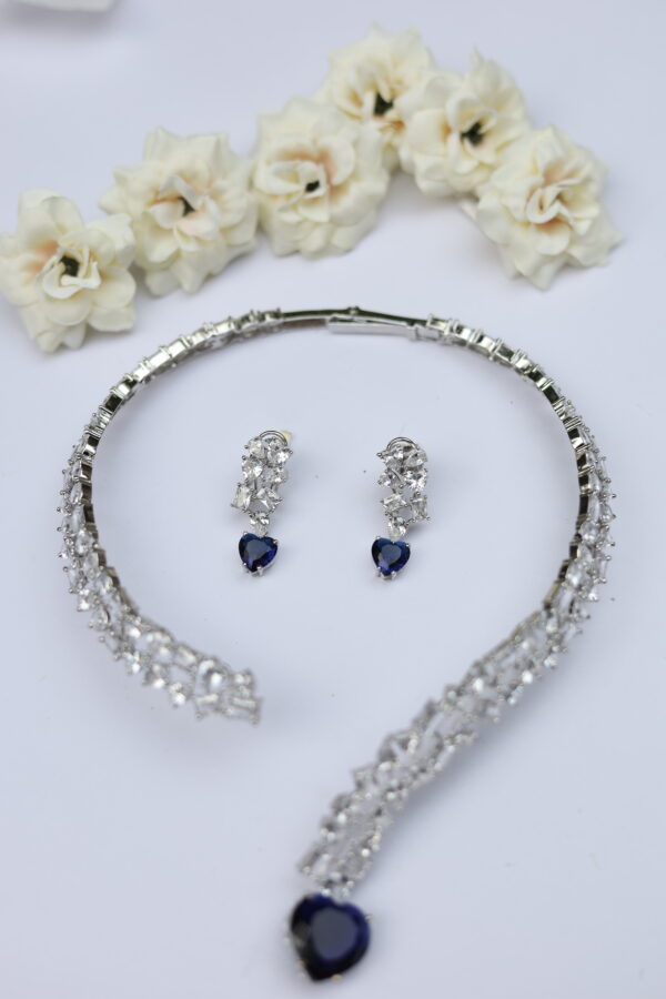 Scarlet Emerald Necklace (Blue) - Image 5